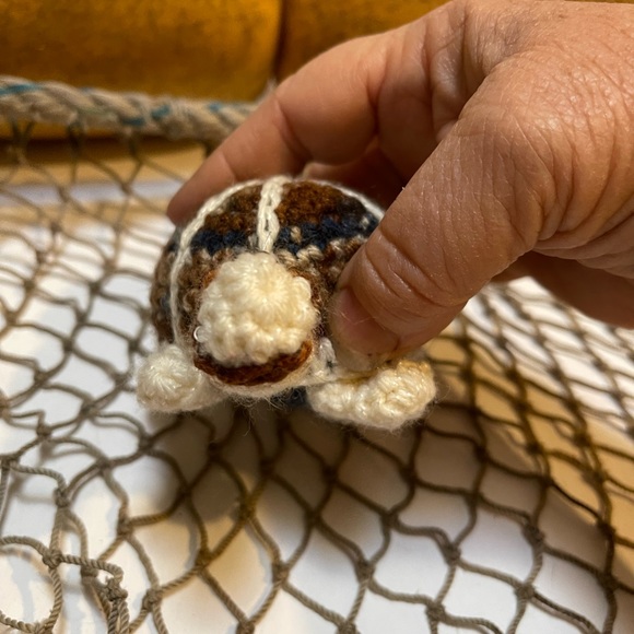 Crochet Cream & Blue Lava Bead Essential Oil Diffuser Gopher Turtle Ornament SK - Picture 5 of 6